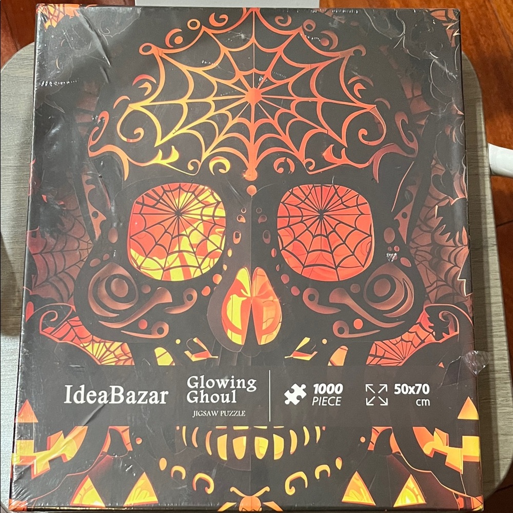 Glowing Ghoul Jigsaw Puzzle - 1000 Pieces